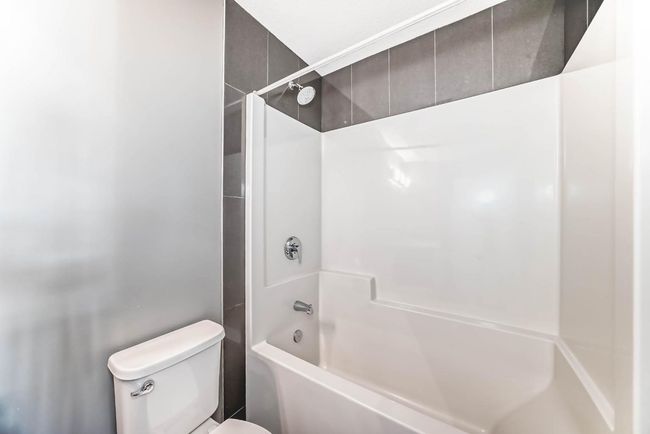 52 - 111 Rainbow Falls Gate, Townhouse with 2 bedrooms, 3 bathrooms and 2 parking in Chestermere AB | Image 37