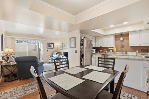 apt-2-1697 Woodbridge Dr, Holladay, UT, 84117-5953 | Card Image