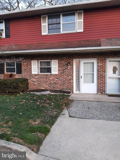 31 La Cascata, CLEMENTON, NJ, 08021-4902 | Card Image