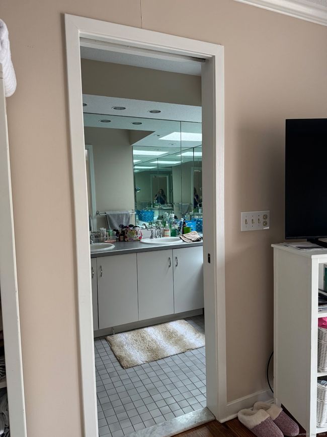 144 - 144 Roberton Crossing Cross, Condo with 2 bedrooms, 3 bathrooms and null parking in Fairfield CT | Image 8