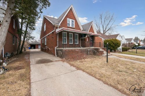 12297 Elmdale St, Detroit, MI, 48213-1745 | Card Image