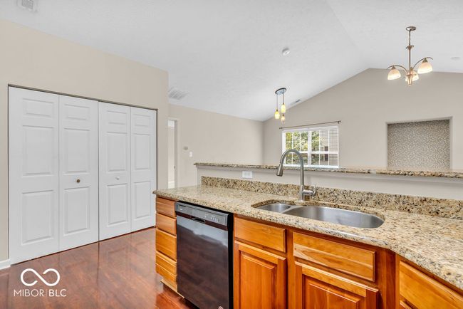 1139 Fernwood Way, Condo with 3 bedrooms, 2 bathrooms and null parking in Plainfield IN | Image 15