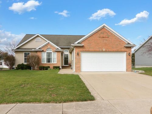 2219 Bracebridge Rd, Bloomington, IL, 61705-4181 | Card Image