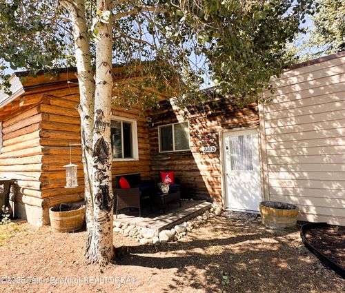 220 N Sublette Ave, Pinedale, WY, 82941 | Card Image