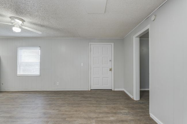 4716 42 Nd St, Home with 4 bedrooms, 3 bathrooms and null parking in Lubbock TX | Image 13