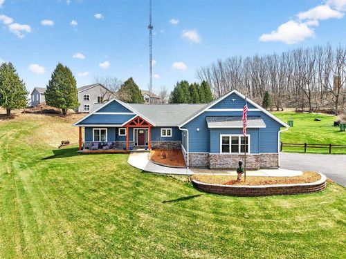 225 Stone Hill Court, Ripon, WI, 54971 | Card Image