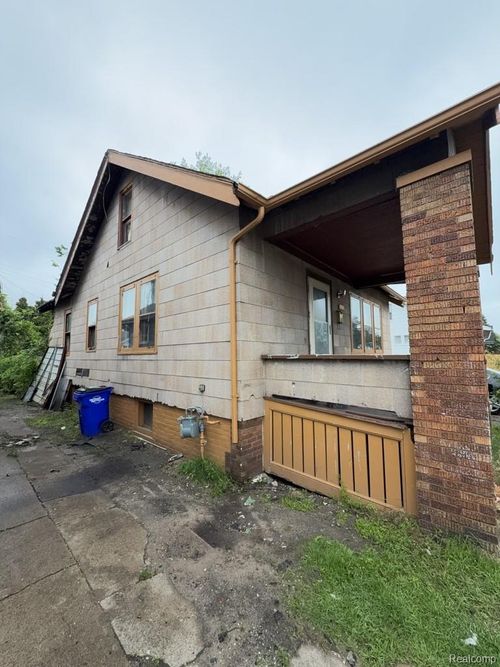 12324 Wisconsin St, Detroit, MI, 48204-1048 | Card Image