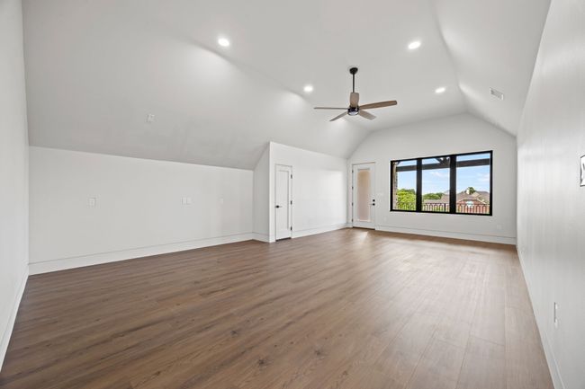 Upstairs Bonus room | Image 28