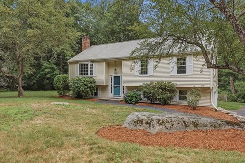 6 Fox Hill Rd, Ashland, MA, 01721-1017 | Card Image