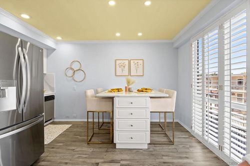 apt-256-1021 Scott St, San Diego, CA, 92106-3003 | Card Image