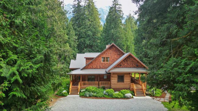 1710 Highway 99, House other with 7 bedrooms, 5 bathrooms and null parking in Pemberton BC | Image 1