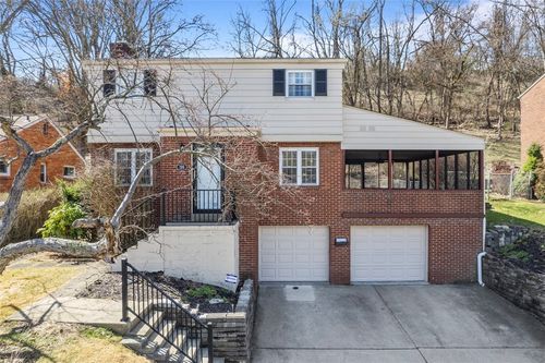 199 Gilkeson Rd, Mt. Lebanon, PA, 15228-1015 | Card Image