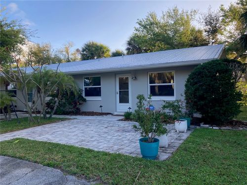 5008 Tradewinds Dr, Vero Beach, FL, 32963-1275 | Card Image