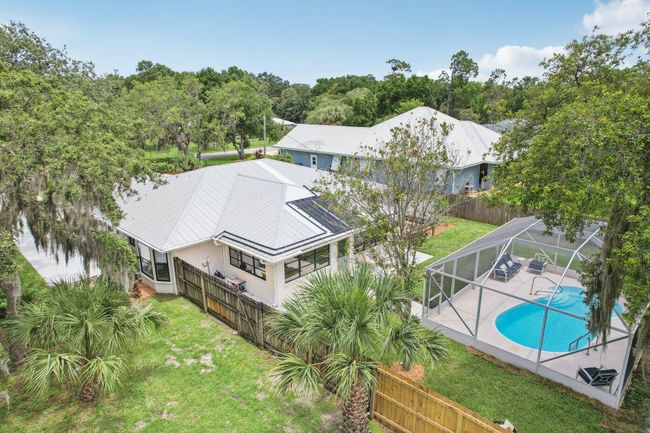 9830 Oak Trl, House other with 3 bedrooms, 3 bathrooms and null parking in Sebastian FL | Image 31