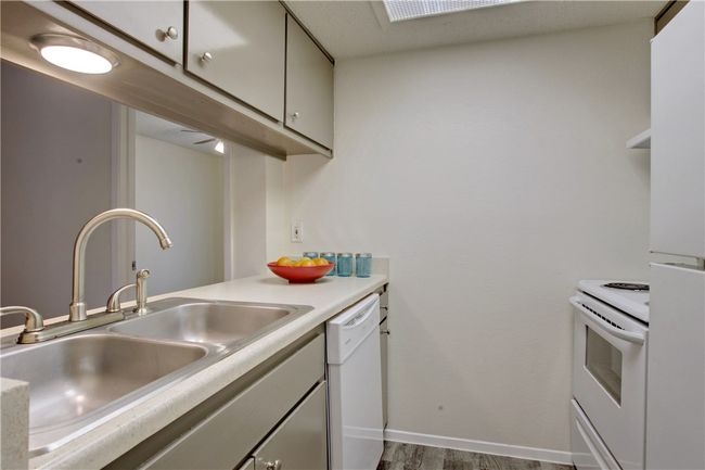 APT-201 - 9079 Jollyville Rd, Condo with 1 bedrooms, 1 bathrooms and 1 parking in Austin TX | Image 16