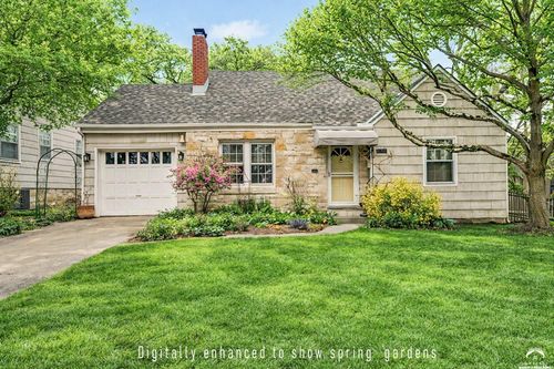 5212 W 57th Ter, Roeland Park, KS, 66205-2842 | Card Image