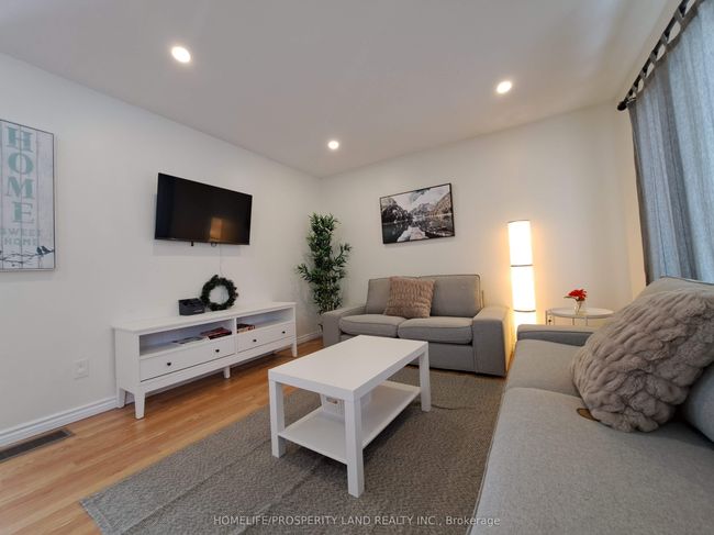 39 Bay St W, House other with 4 bedrooms, 2 bathrooms and 2 parking in Hastings ON | Image 5