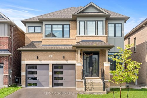 4 Madawaska Rd, Caledon, ON, L7C4J8 | Card Image