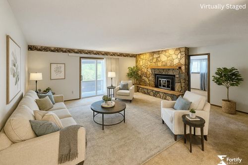 401 S Apple St, Shickley, NE, 68436-3096 | Card Image