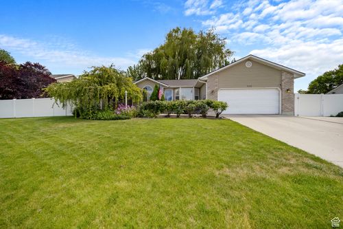 5149 W Village Wood Dr, West Valley City, UT, 84120-2820 | Card Image