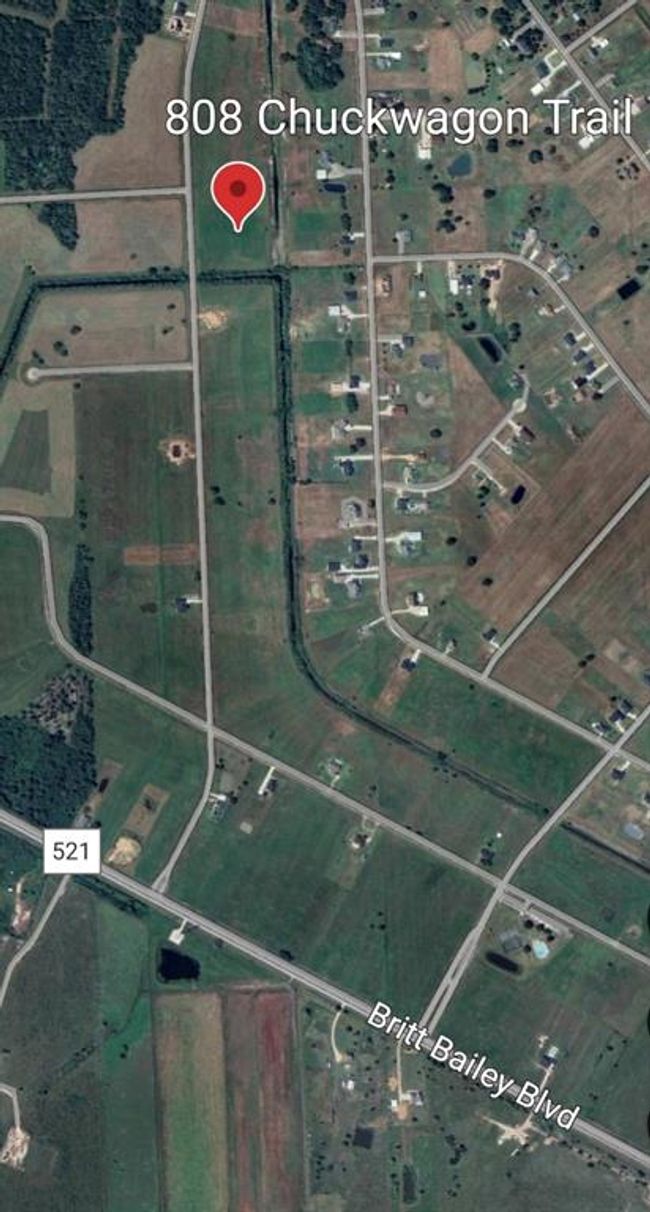 808 Chuckwagon Trl, Home with 0 bedrooms, 0 bathrooms and null parking in Angleton TX | Image 14