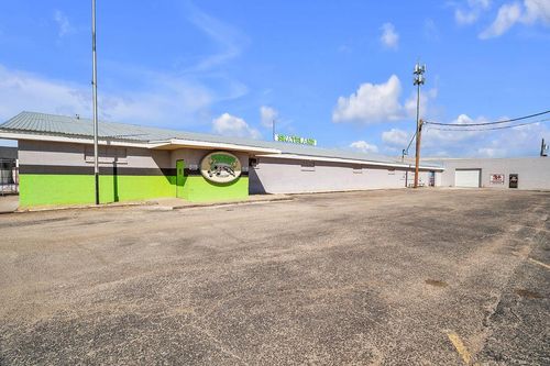 2906 W 8th St, Big Spring, TX, 79720 | Card Image