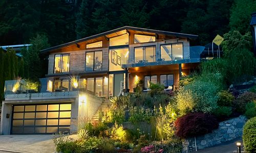 5164 Madeira Crt, North Vancouver, BC, V7R3K6 | Card Image