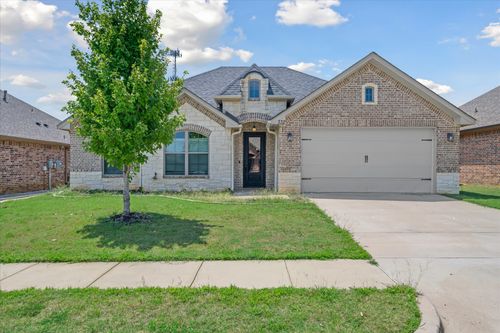 332 Kingdom Blvd, Lindale, TX, 75771-6326 | Card Image