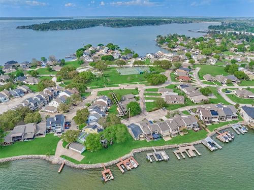 2109 Gunwale Cir, Willis, TX, 77318-8488 | Card Image