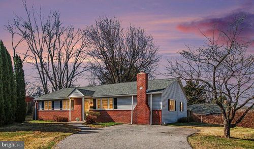 3012 Stoney Creek Rd, NORRISTOWN, PA, 19401-1368 | Card Image