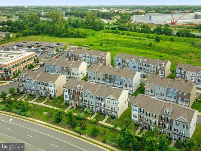 7022 Mongoose Trl, Townhouse with 3 bedrooms, 4 bathrooms and null parking in GAINESVILLE VA | Image 41