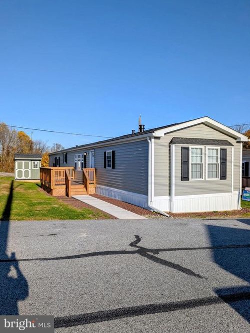 5 Denbigh Ln, COATESVILLE, PA, 19320-4265 | Card Image