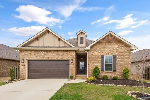 9038 Mountain Preserve Blvd, Gurley, AL, 35748-4509 | Card Image