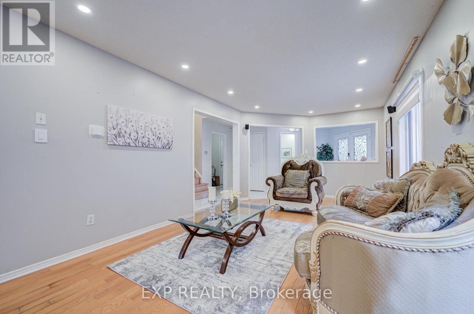 Residential in Markham (Middlefield) 5