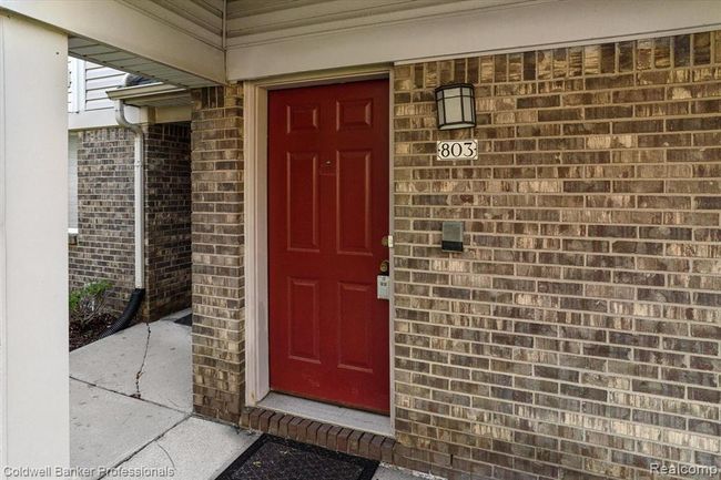 803 Brandon Avenue, Condo with 3 bedrooms, 2 bathrooms and null parking in Pontiac MI | Image 4