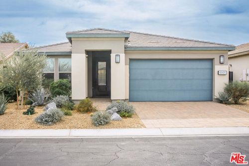 82425 Murray Canyon Dr, Indio, CA, 92201-9579 | Card Image