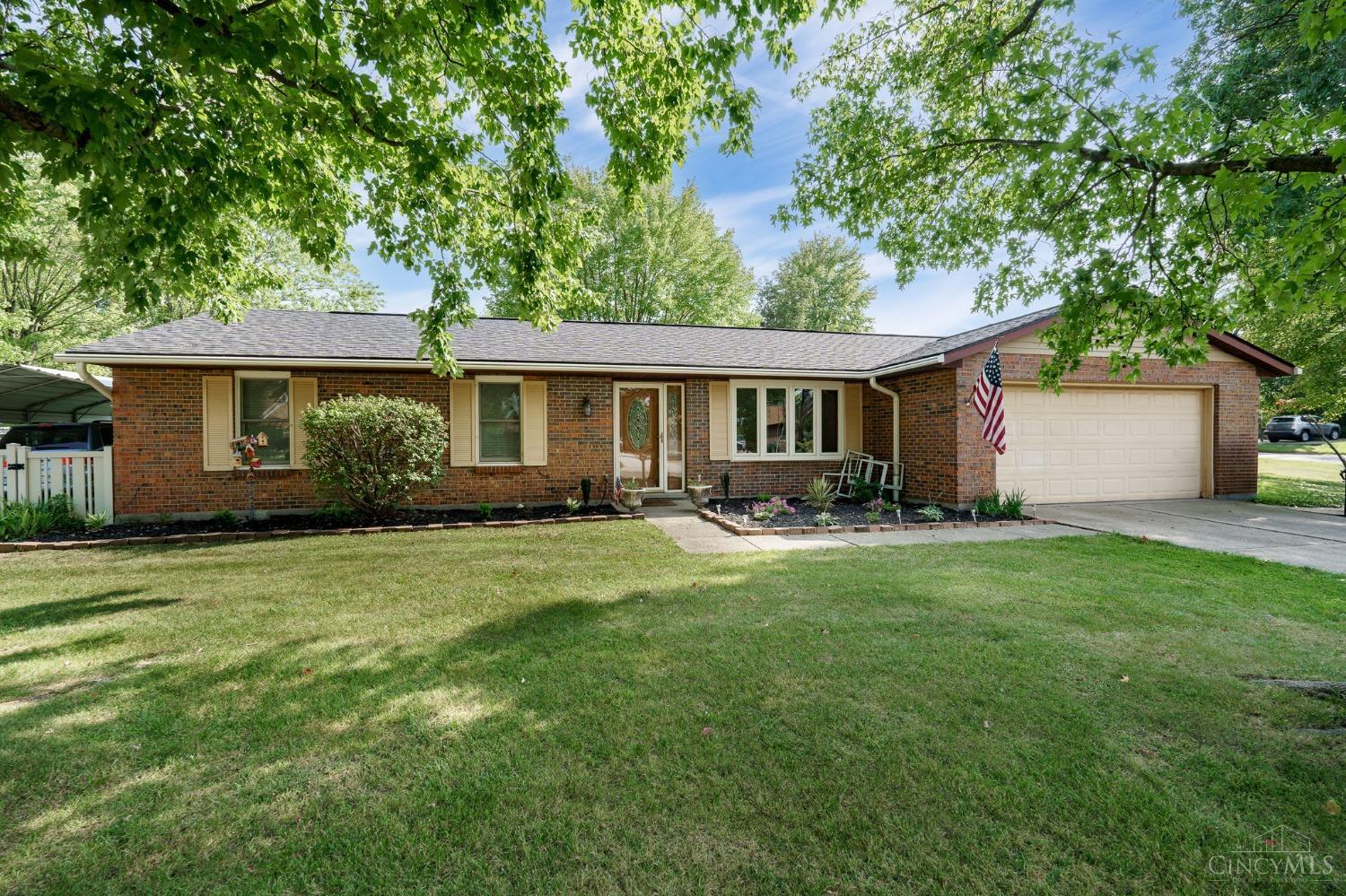 Crest Manor Dr, Fairfield Township, OH 45011