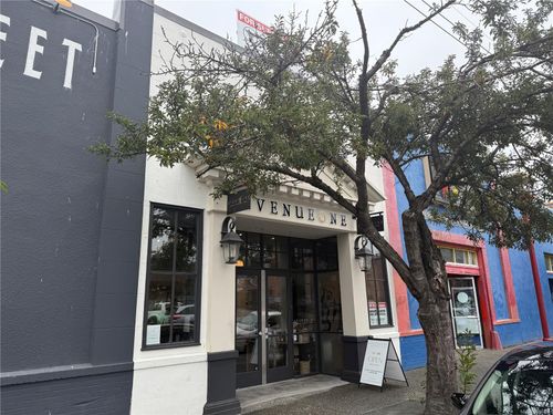 508 Herald St, Victoria, BC, V8W1S6 | Card Image