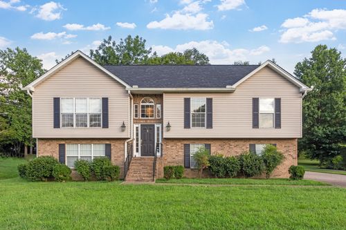 647 Durrett Dr, NASHVILLE, TN, 37211-5201 | Card Image