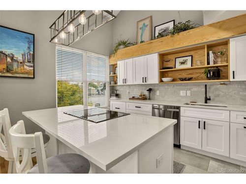 3c-837 E 17th Ave, Denver, CO, 80218-1469 | Card Image