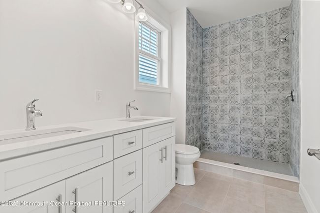 46 Dupont Ave, House other with 5 bedrooms, 4 bathrooms and null parking in Seaside Heights NJ | Image 24