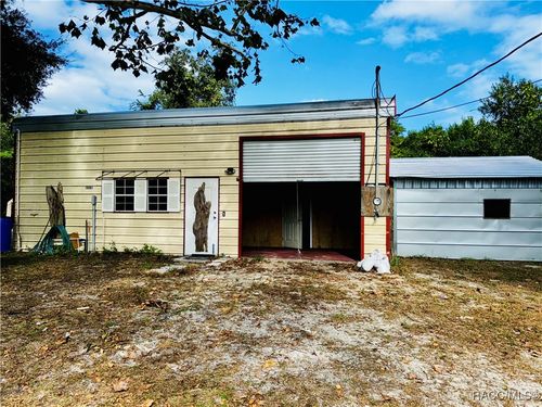 10581 E Buck Ln, FLORAL CITY, FL, 34436-2252 | Card Image