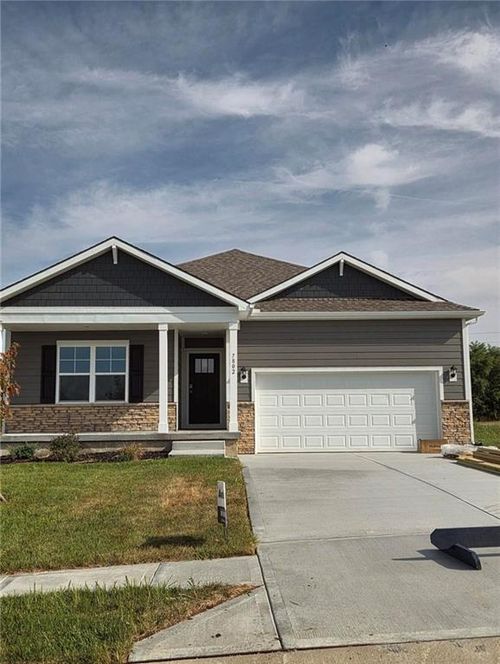 7802 Ne 107th Ter, Kansas City, MO, 64157-8593 | Card Image