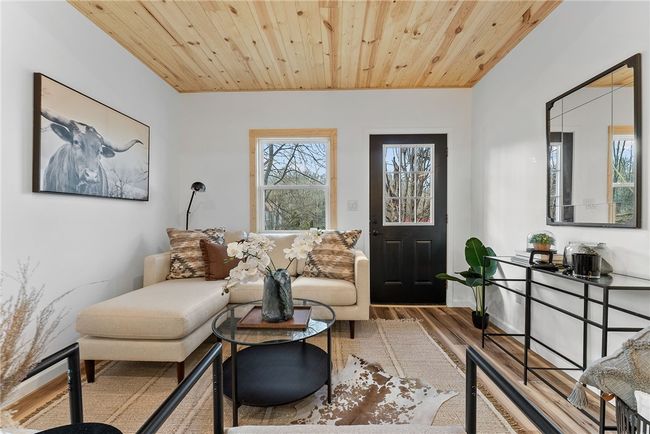 509 North Ave, House other with 3 bedrooms, 3 bathrooms and 4 parking in Midway PA | Image 6