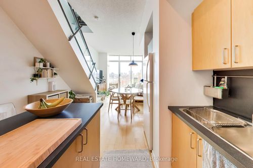 1115-388 Richmond St W, Toronto, ON, M5V3P1 | Card Image
