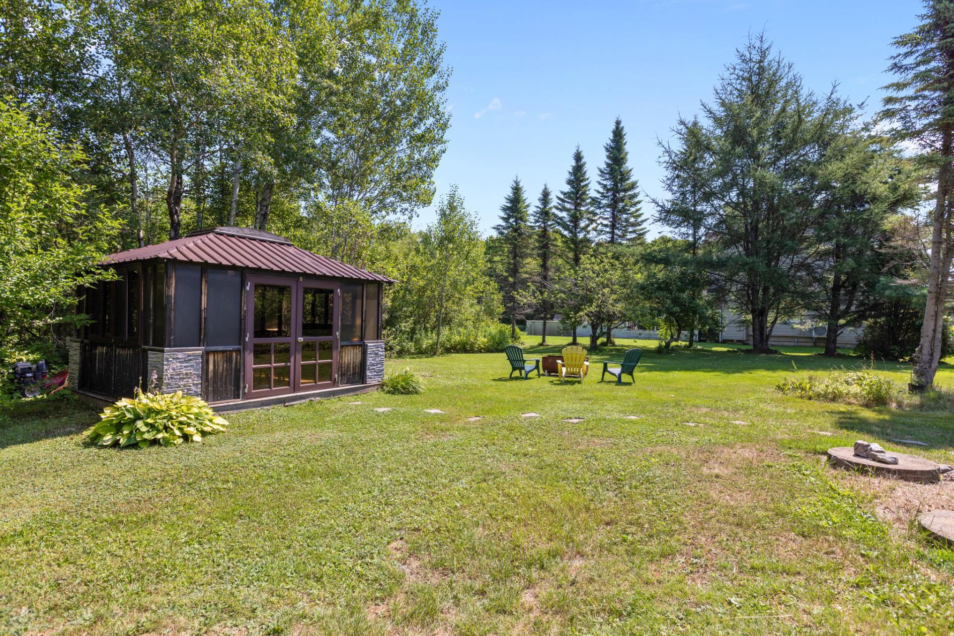 Residential in Sainte-Catherine-de-la-Jacques-Cartier 3
