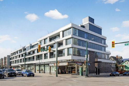 401-1981 Macdonald St, Vancouver, BC, V6K0H9 | Card Image