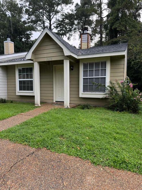 2910 Richview Park Cir N, TALLAHASSEE, FL, 32301-3438 | Card Image
