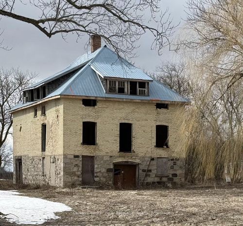 252 1st Ave N, Chesley, ON, N0G1L0 | Card Image