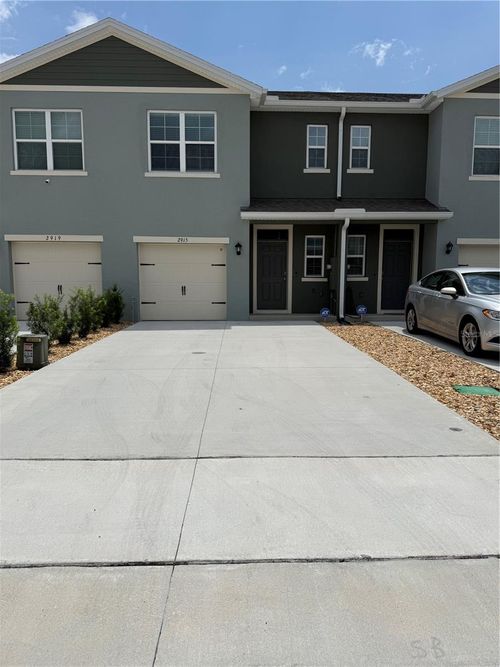 2915 Canary Ave, DAVENPORT, FL, 33837-8115 | Card Image